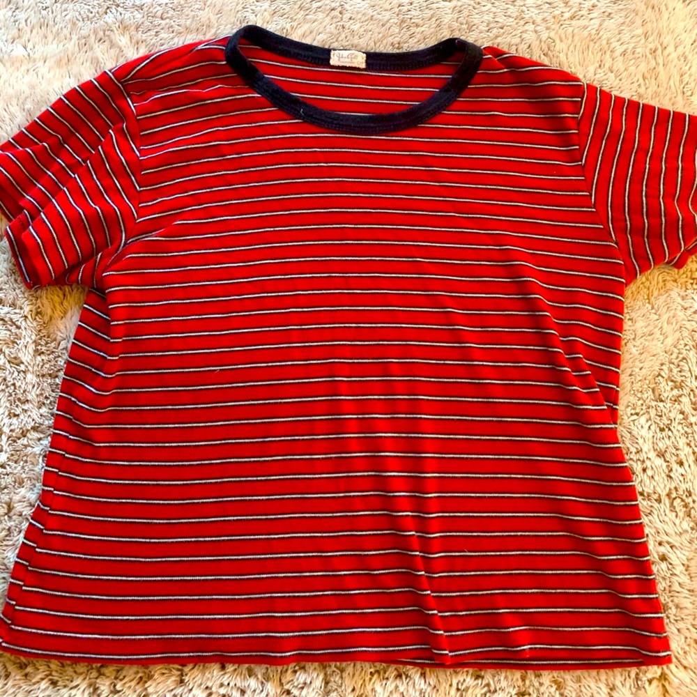 Tee